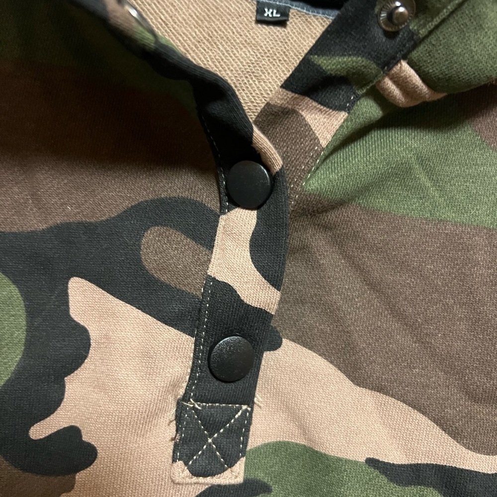 Camouflage Hooded Sweatshirt